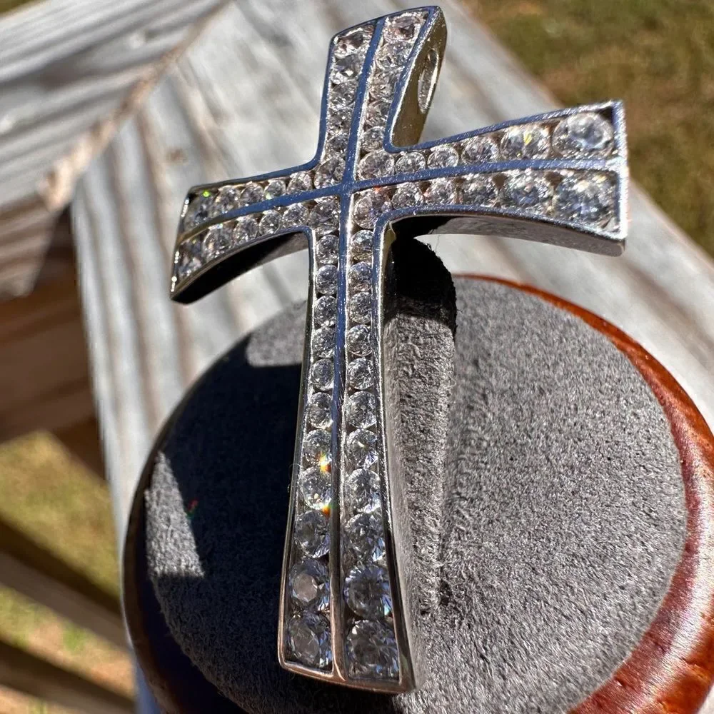 Sterling Silver 925 Cross Pendant With White CZ Stones Modern Curved Design